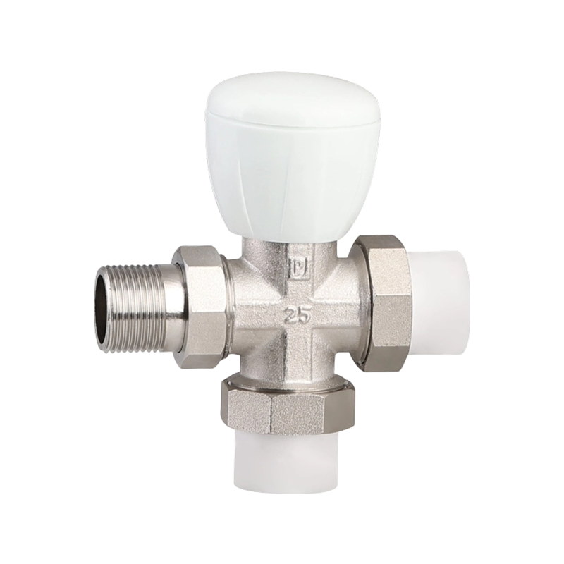 IS09001 Контролируемый термостат Латунный клапан радиатора на 1/2 дюйма